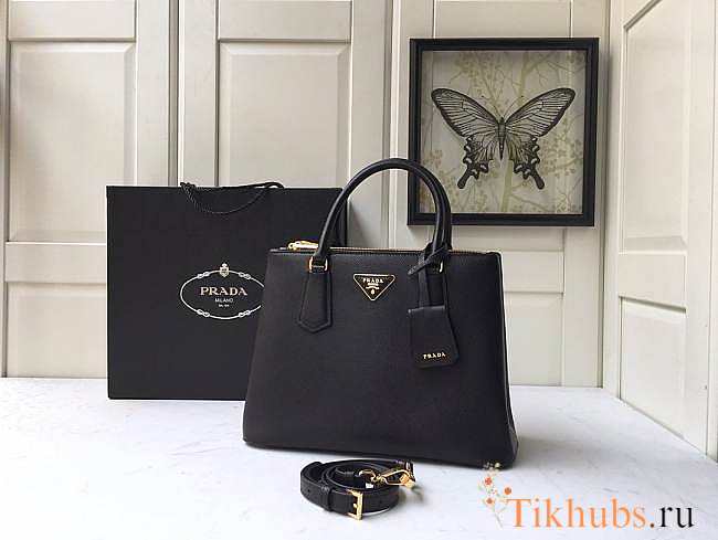 Prada Saffiano Large Tote in Black Size 31 x 22.5 x 13.5 cm - 1