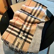 Burberry Scarf 001 48 x 180 cm - 6