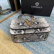 Versace Virtus Python pattern Shoulder Bag 2002 Size 24 x 9 x 16.5 cm - 2