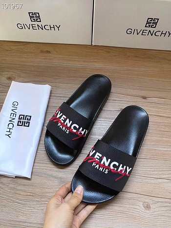 Givenchy Slippers 04