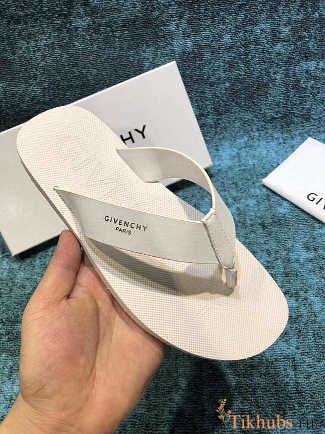 Givenchy Slippers 09 - 1