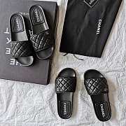 Chanel Slippers 06 - 3