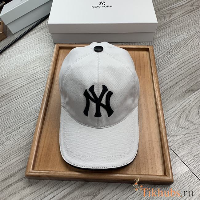 NY Hat 01 - 1