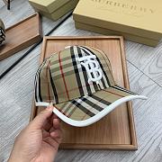 BURBERRY Hat 02 - 5