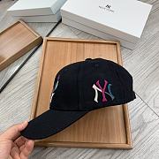 NY Hat 02 - 5