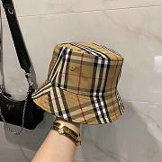 BURBERRY Hat 03 - 6