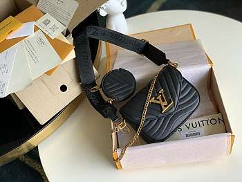 LV Multi Pochette New Wave Black M56461 Size 21 x 13 x 6.5 cm