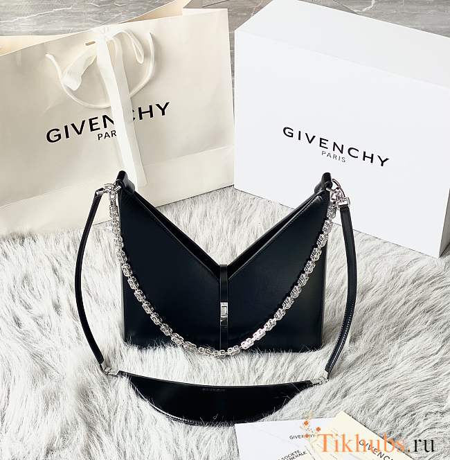 Givenchy V-shaped Black Size 27 x 27 x 6 cm - 1