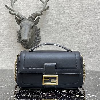 Fendi Baguette Chain Bag 602 Size 27 x 6 x 13.5 cm