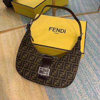 Fendi Underarm Bag 3352 Size 33 x 26 x 6 cm 