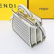 Fendi Peekaboo White Size 33 x 12 x 24 cm - 4