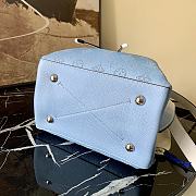 LV Muria Mahina Leather Blue/White M55800 Size 25 x 25 x 20 cm - 2