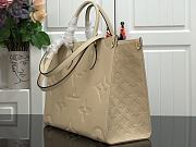 Louis Vuitton Onthego GM Cream M44925 Size 34 x 26 x 15 cm - 4