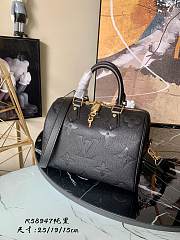 LV Speedy Bandoulière 25 Pure Black M58947 Size 25 x 19 x 15 cm - 1