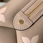 LV Petit Palais Monogram Apricot Silk Screen M58916 Size 29 x 18 x 12.5 cm - 2