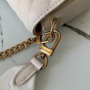 LV New Wave Multi Pochette White M56466 Size 21 x 13 x 6.5 cm - 4