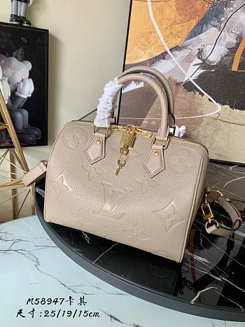 Louis Vuitton Speedy Montaigne Khaki M58947 Size 25 x 19 x 15 cm