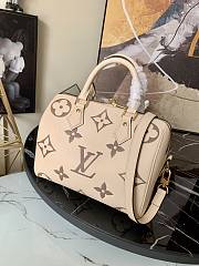 Louis Vuitton Speedy Montaigne Beige M58947 Size 25 x 19 x 15 cm - 4