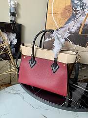 Louis Vuitton On My Side Tote Bag M53823 Size 30.5 x 24.5 x 14 cm - 2