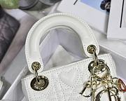 Dior Lady Mini White M6009 Size 12 x 10 x 5 cm - 3