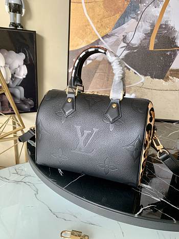 LV Speedy Bandoulière 25 Monogram Empreinte Leather in Black M58524 Size 25 x 19 x 15 cm