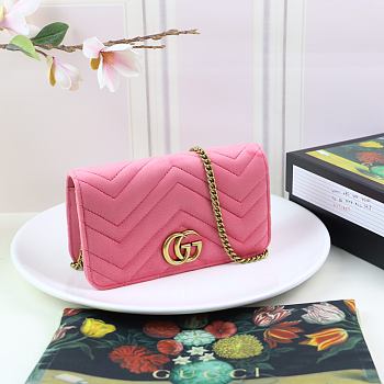 Gucci Marmont Mini Chain Bag Pink 488426 Size 18 x 10 x 5 cm