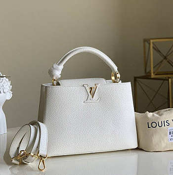 LV Capucines Bb M55832 Snow White 27 x 18 x 9 cm