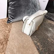 Celine Triumph Bag White 187363 Size 22 x 16.5 x 7 cm - 4