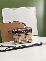 Burberry Tote Belt Bag Size 21.5 x 12 x 19 cm - 3