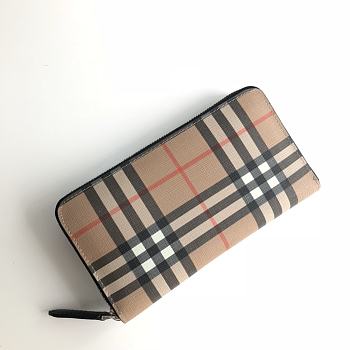 Burberry Canvas Full Zipper Wallet Size 19 x 10 x 2.5 cm