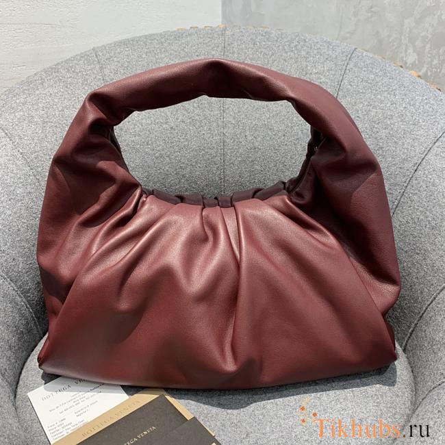 Bottega Veneta The Shoulder Pouch Bordeaux 610524 Size 40 x 32 x 22 cm - 1