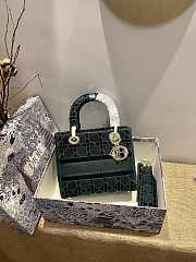 Dior Lady D-Lite Reverse 03 Size 24 x 20 x 11 cm - 1