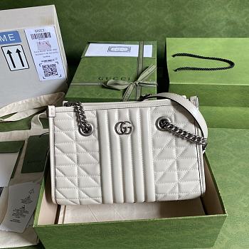 Gucci GG Marmont White 681483 Size 26.5 x 19 x 11 cm