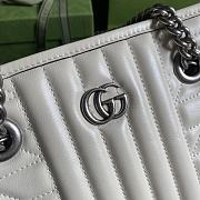 Gucci GG Marmont White 681483 Size 26.5 x 19 x 11 cm - 2