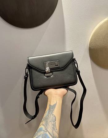 Dior Mini Clutch Bag 214 Size 19×14×4 cm