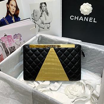 Chanel Egypt Series Dinner Bag 86090 Size 26 x 16 x 4 cm