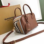 Burberry Cube-Cube Bag Size 34 x 19 x 21 cm - 5