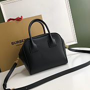 Burberry Cube-Cube Bag Black Size 34 x 19 x 21 cm - 2