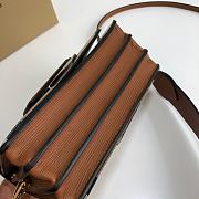 Burberry Ring Bag Size 20 x 8 x 17 cm - 2