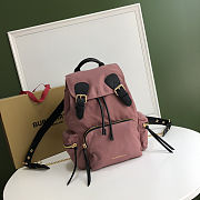 Burberry Medium-Sized Military Backpack Pink Size 22 x 14 x 33 cm - 2