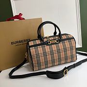 Burberry Bowling Bag Size 31 x 16.5 x 19 cm - 1