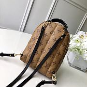 LV Mini Backpack Monogram M42411 Size 15 × 22 × 9 cm - 3