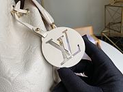 LV Montsouris Backpack White M45205 Size 27.5 x 33 x 14 cm - 4