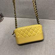 Chanel Gabrielle Yellow 94505 Size 18 x 6 x 11 cm - 1