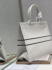 Dior Book Tote Shopping Bag Punching White 1286 Size 41 x 32 cm - 6