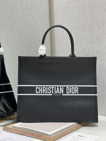 Dior Book Tote Shopping Bag Punching Black 1286 Size 41 x 32 cm