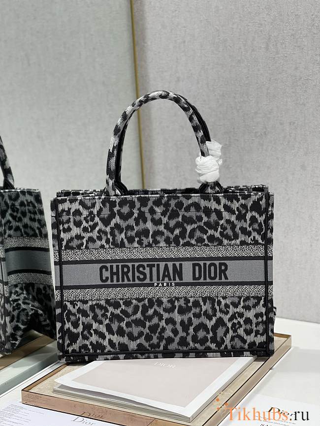 Dior Book Tote Shopping Bag Gray Leopard Trumpet 1287 Size 36 × 28 cm - 1