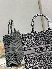 Dior Book Tote Shopping Bag Gray Leopard Print Large 1286 Size 41 x 32 cm - 2