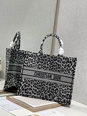 Dior Book Tote Shopping Bag Gray Leopard Print Large 1286 Size 41 x 32 cm - 4
