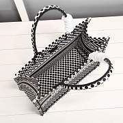 Dior Book Tote Polka Dot Embroidery Size 36.5 cm - 5